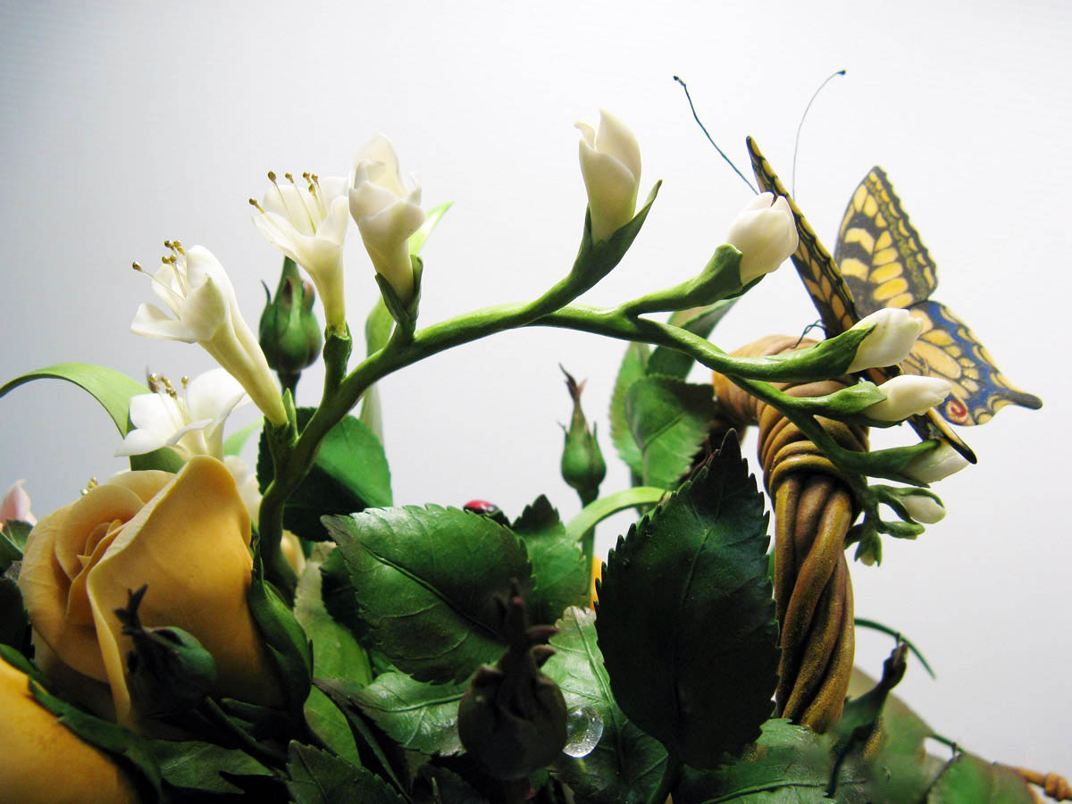 Цветы из фарфора Людмилы Каминской