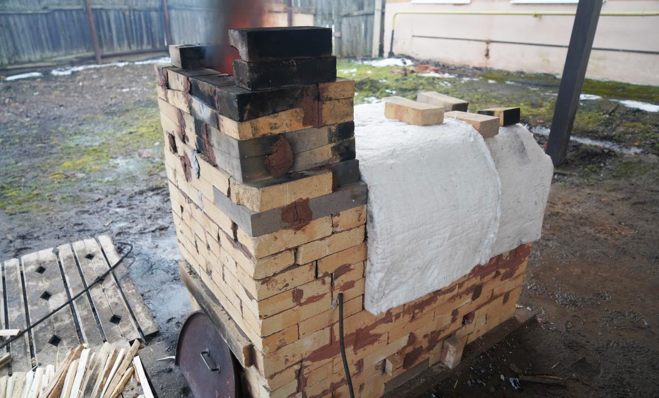 Дровяная печь для обжига керамики